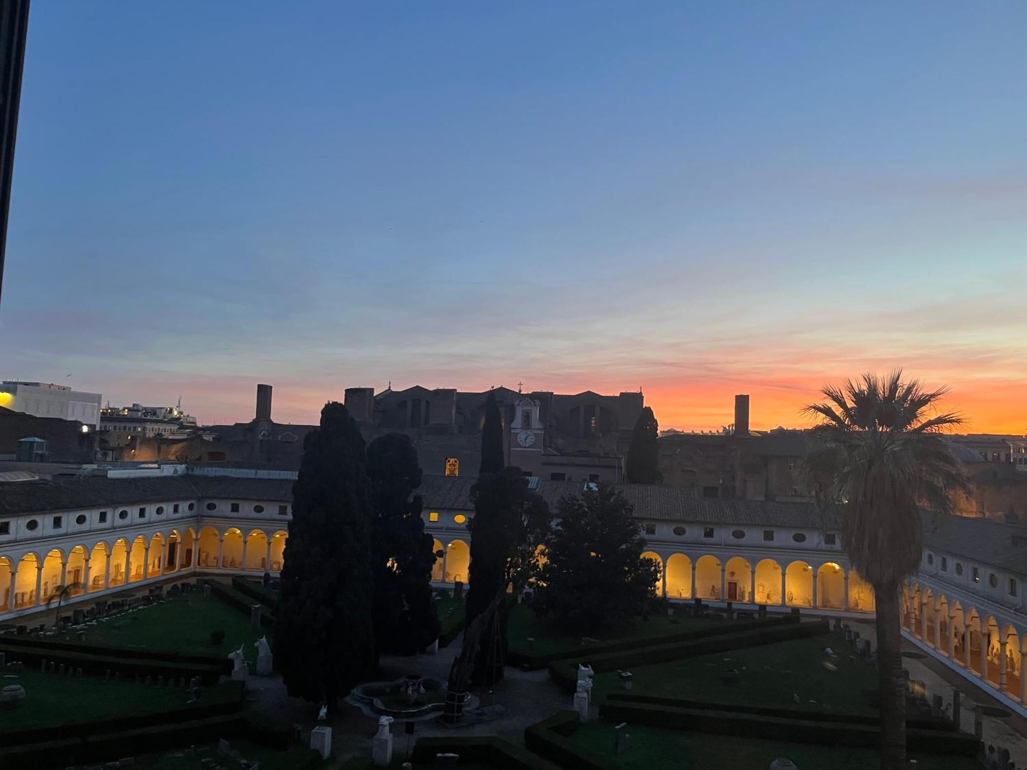 Pensión X2 Con Magnifica Vista Sul Chiostro Di Michelangelo E Le Terme Di Diocleziano *