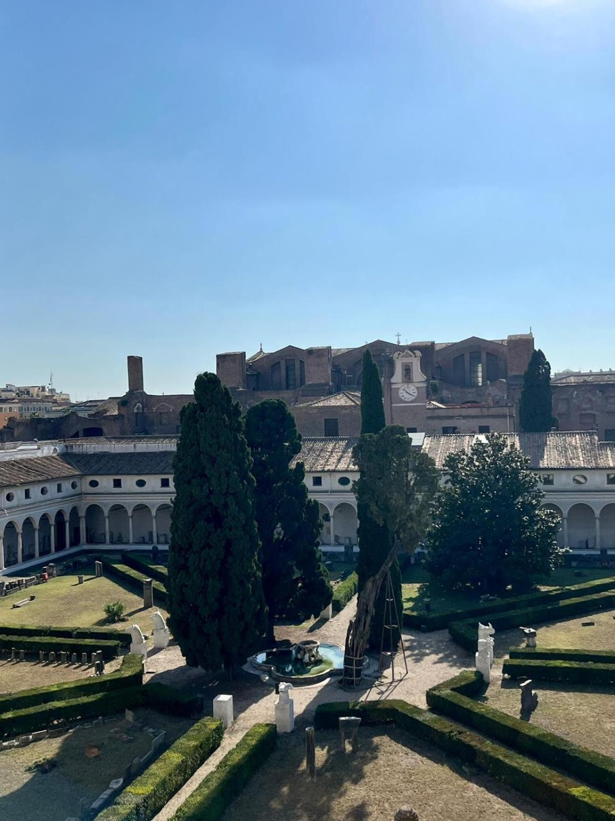 Affittacamere X2 Con Magnifica Vista Sul Chiostro Di Michelangelo E Le Terme Di Diocleziano
